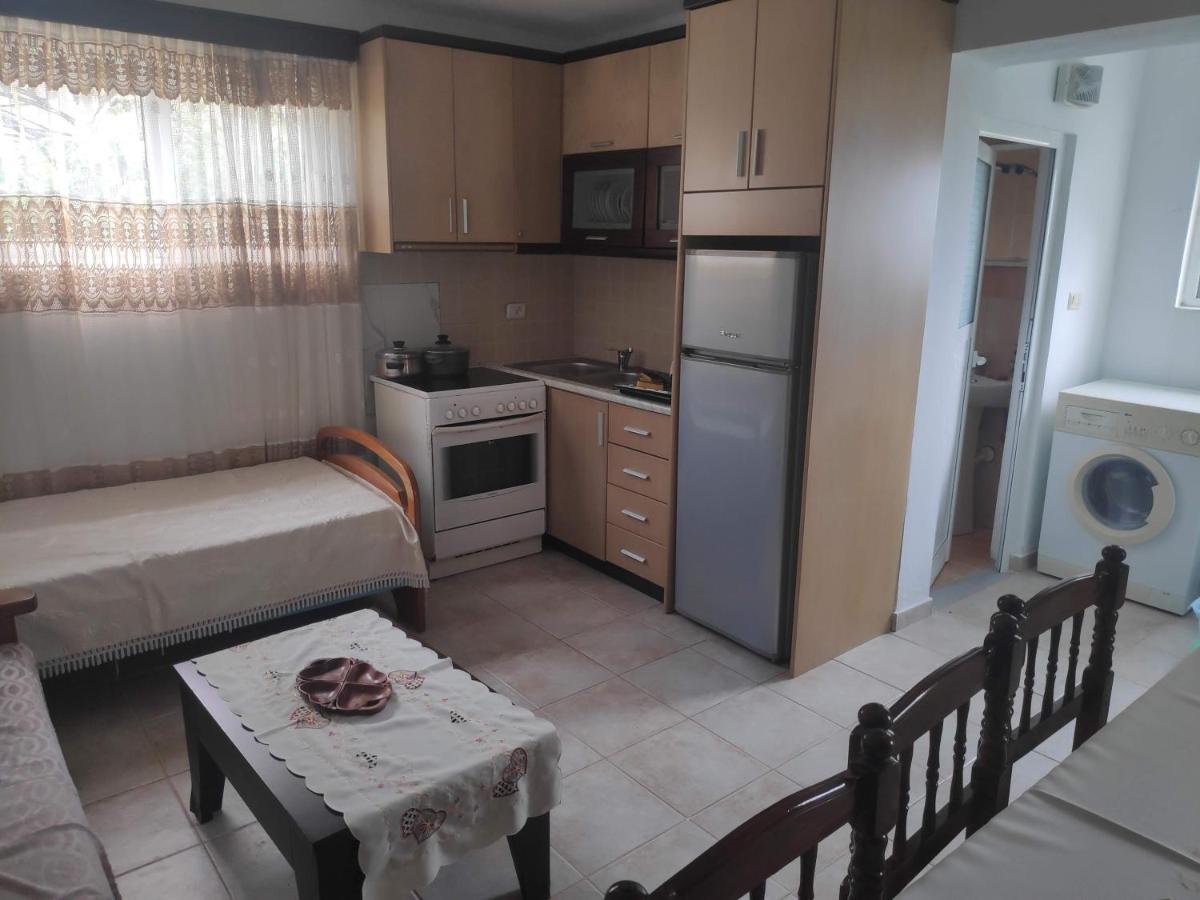 Zani Apartment Sarandë Buitenkant foto